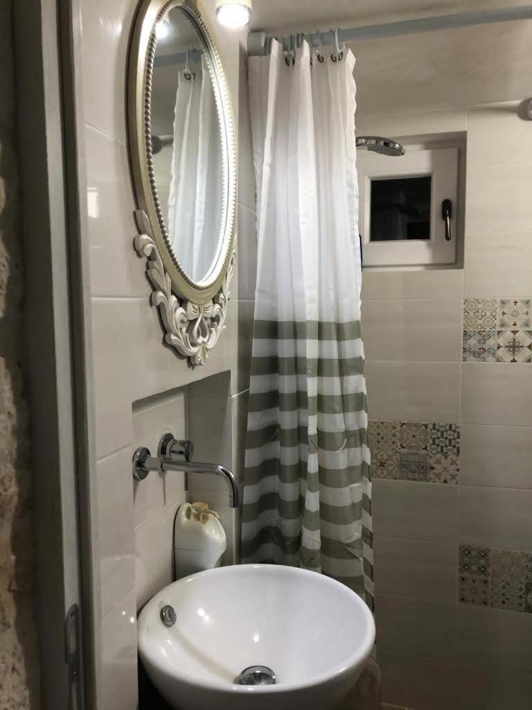Appartamento Trullo Dell' Edera Con Piscina Privata Alberobello Esterno foto